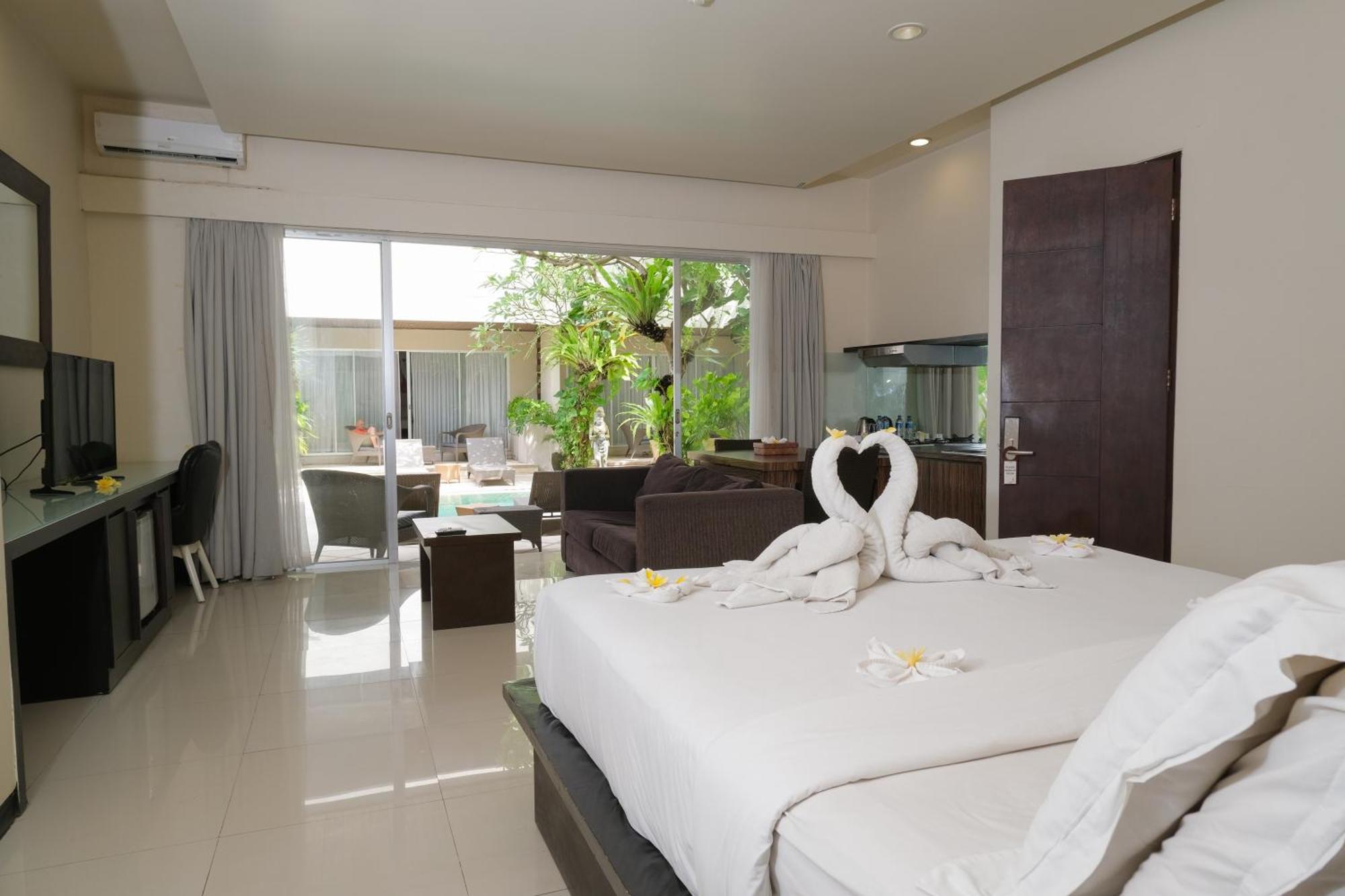 Swiss-Belcourt Sunset Lejlighedshotel Seminyak Eksteriør billede