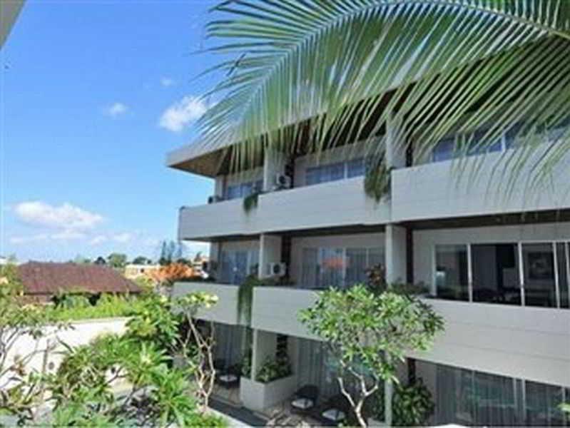 Swiss-Belcourt Sunset Lejlighedshotel Seminyak Eksteriør billede